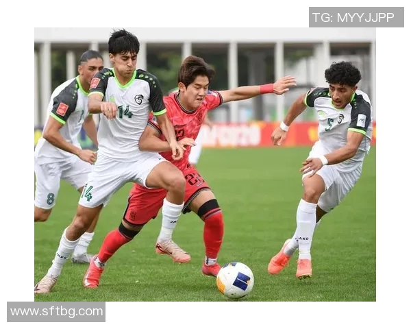 探索ak足球的魅力与技术提升之路，助力年轻球员成长与发展